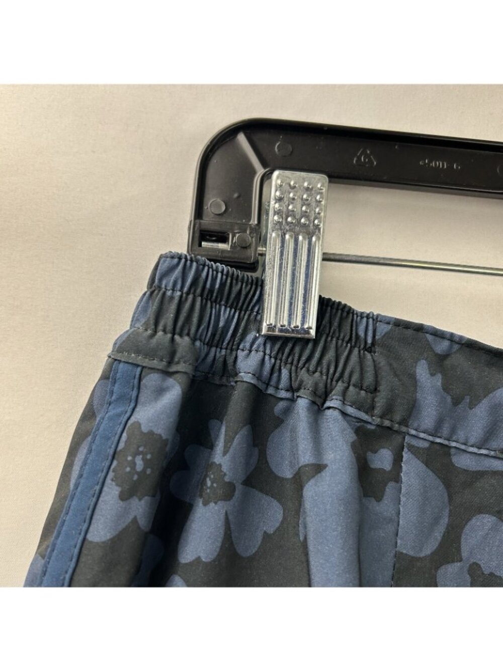 Fair Harbor Men’s 32 The Sextant Trunk Navy Blue Floral Print Board Swim Shorts - Picture 15 of 16